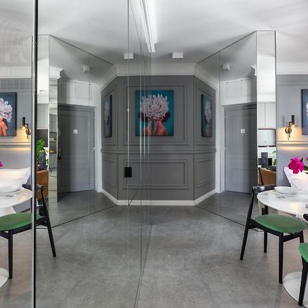 Feminine Studio Fragola Apartments Krakow Luaran gambar