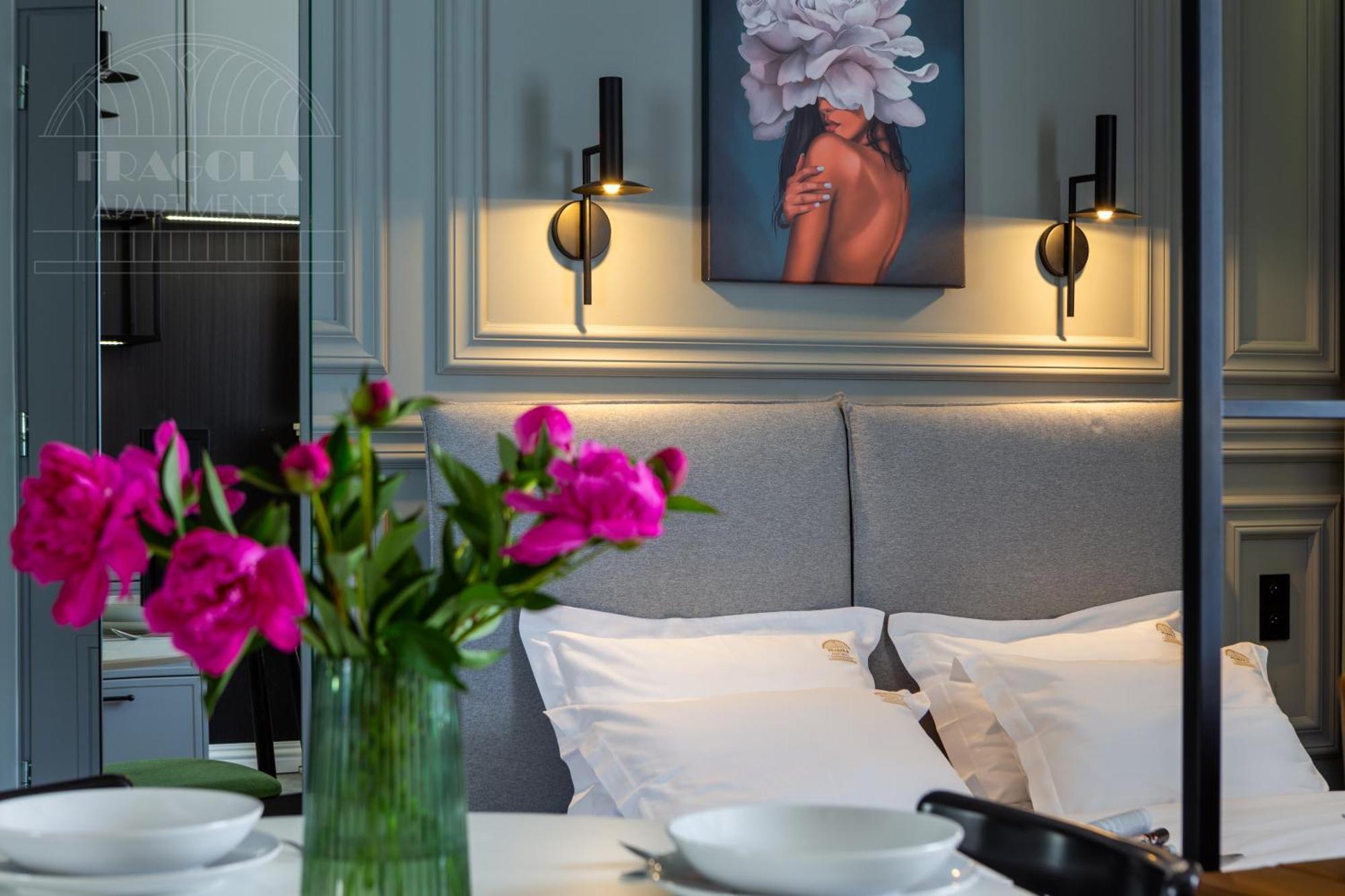 Feminine Studio Fragola Apartments Krakow Luaran gambar